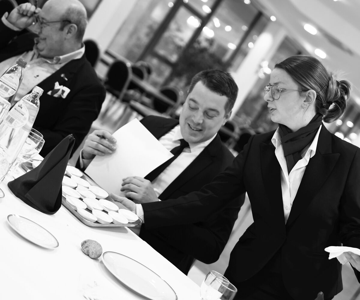 concours gastronomie Coq de Cristal 2022 jury service salle élève école hôtelière de Namur